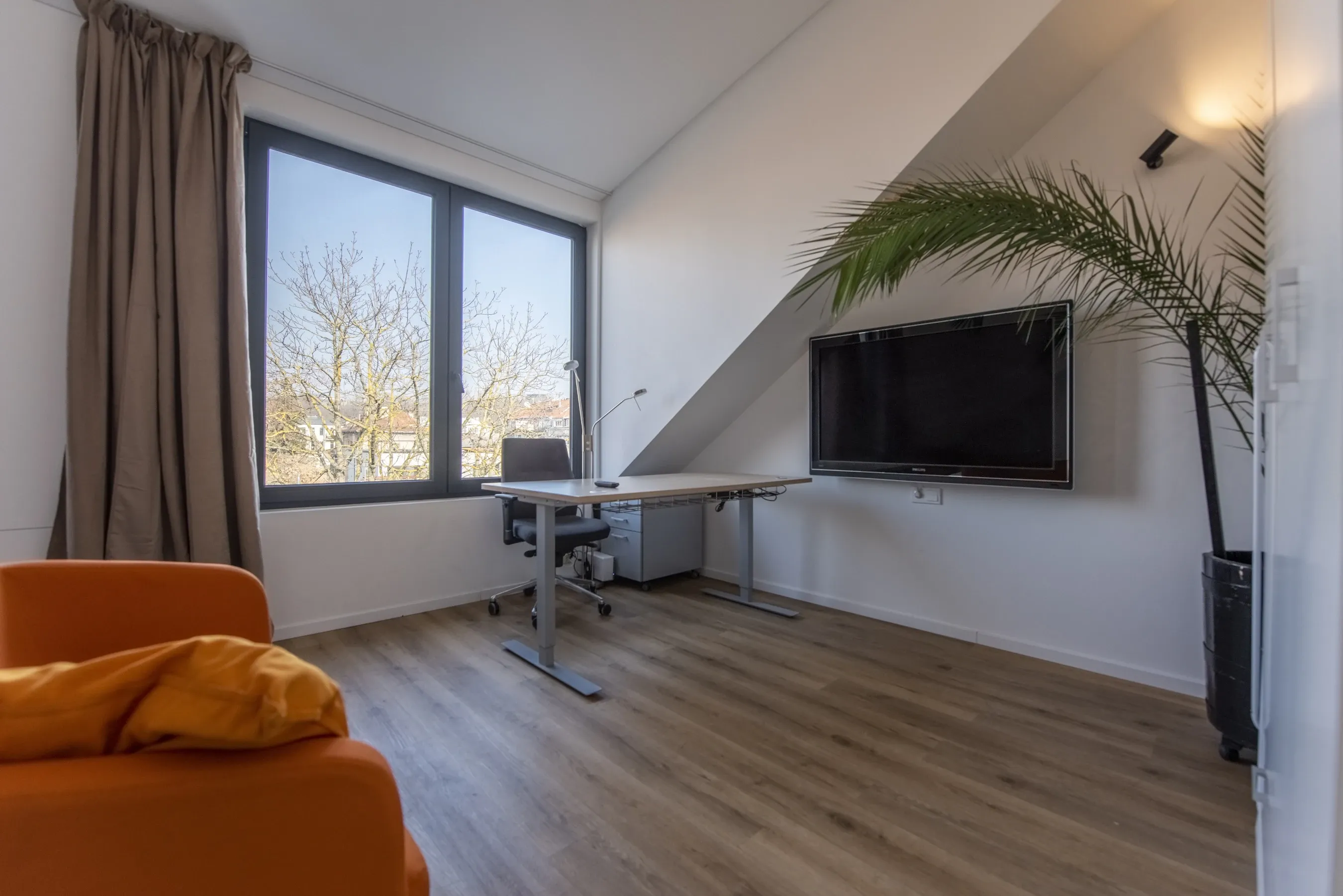 SATURNUS, comfortable area for rest and work
