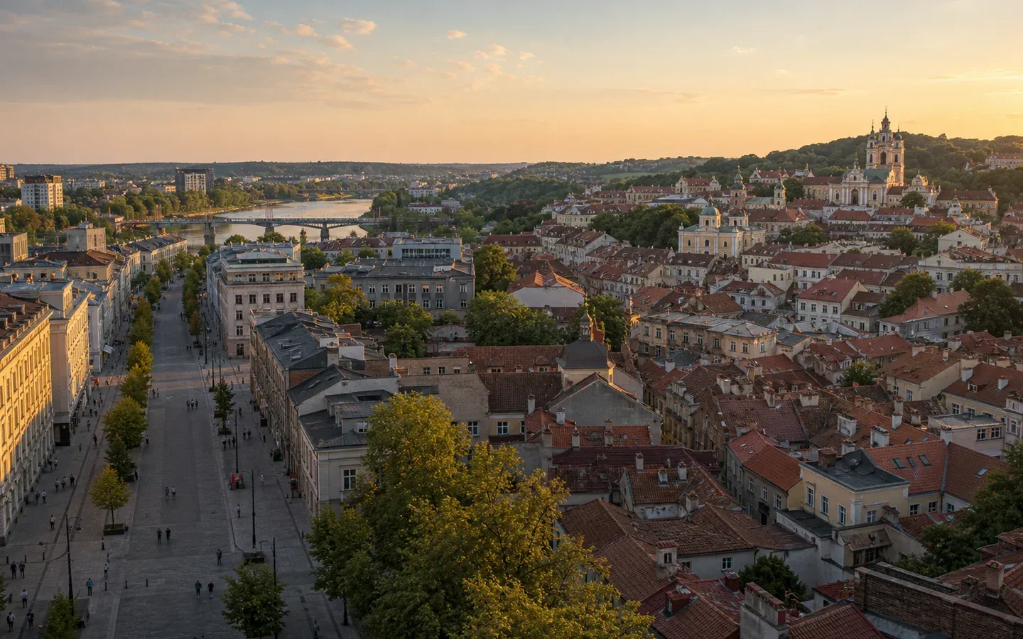 Redakcinė Kauno modernistinio centro ir Vilniaus senamiesčio panoramų kompozicija